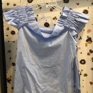 Off the shoulder crop